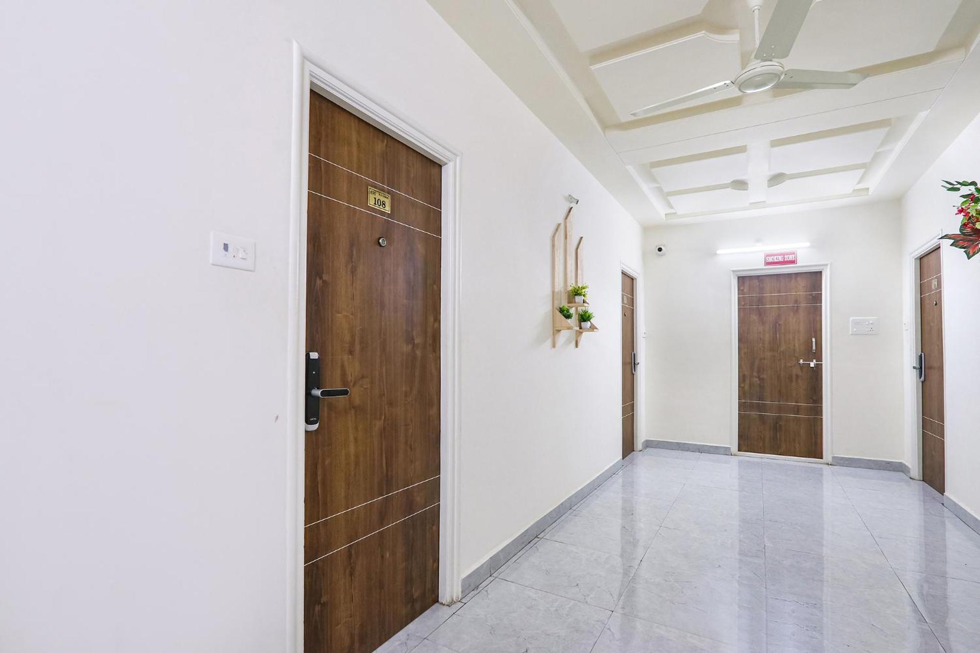 Fabhotel Golden Hitech - Nr Hitech City Hyderabad Esterno foto
