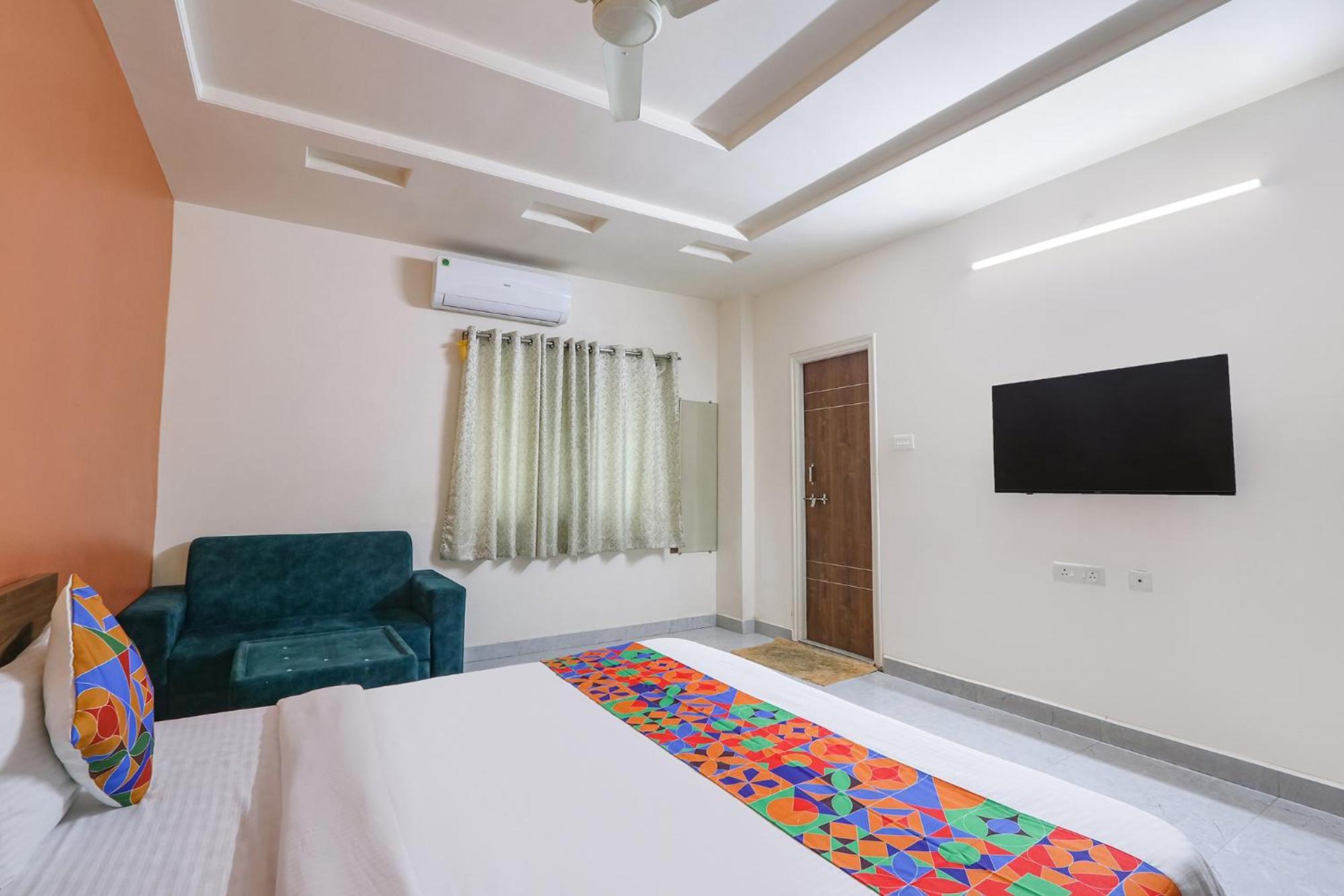 Fabhotel Golden Hitech - Nr Hitech City Hyderabad Esterno foto